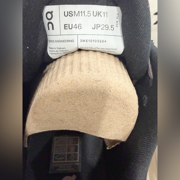 On Running Cloudtilt Men’s Shoes - Picture 8 of 9